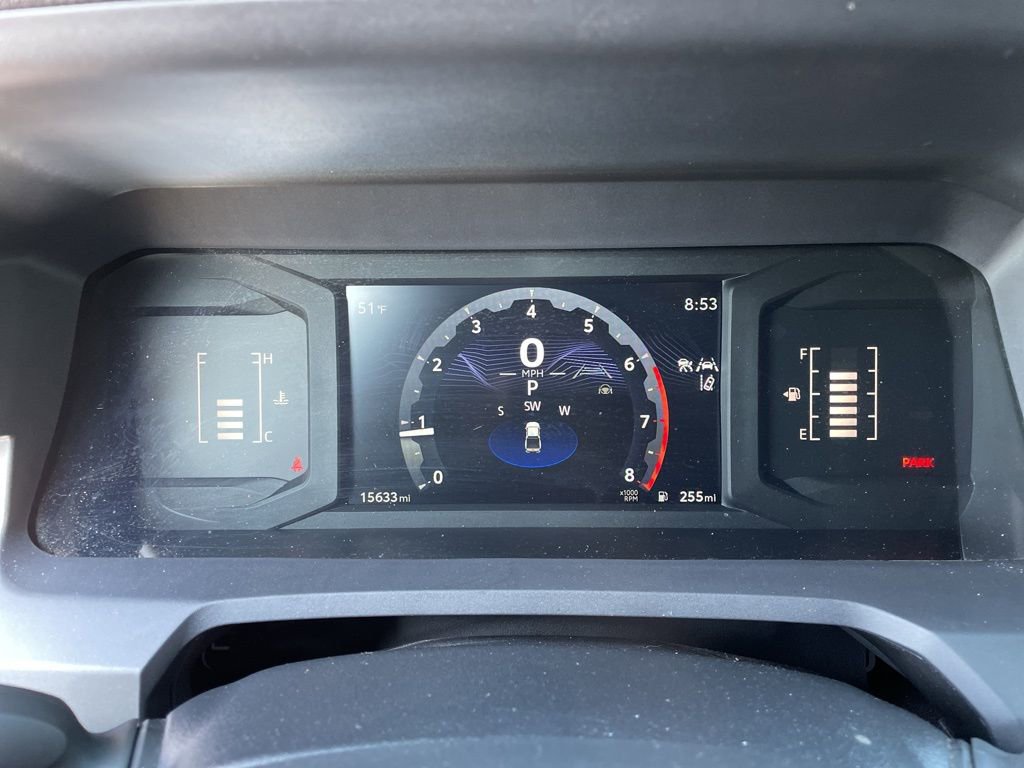 Used 2024 Toyota Tacoma SR5 AWD/4WD image 32