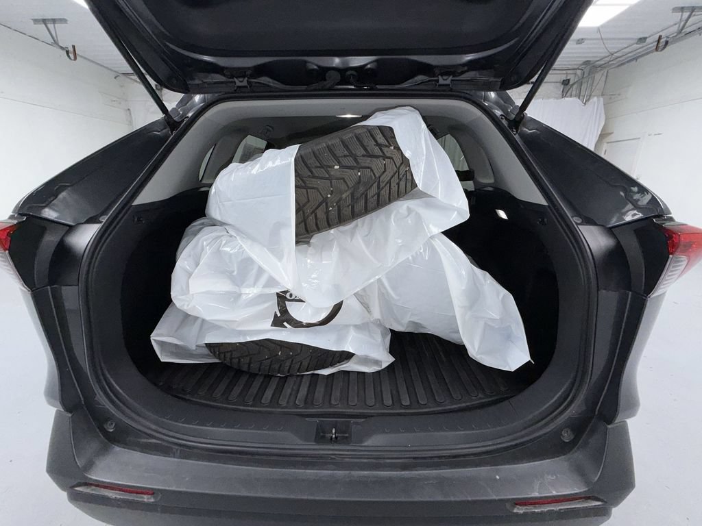 Certified 2023 Toyota RAV4 XLE AWD/4WD image 10