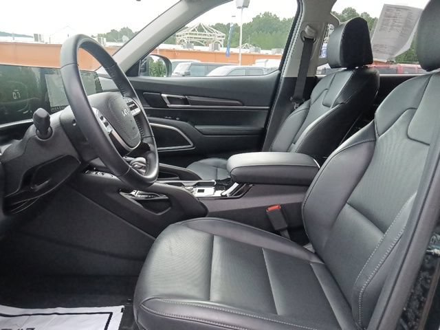 Used 2025 Kia Telluride S AWD/4WD image 15
