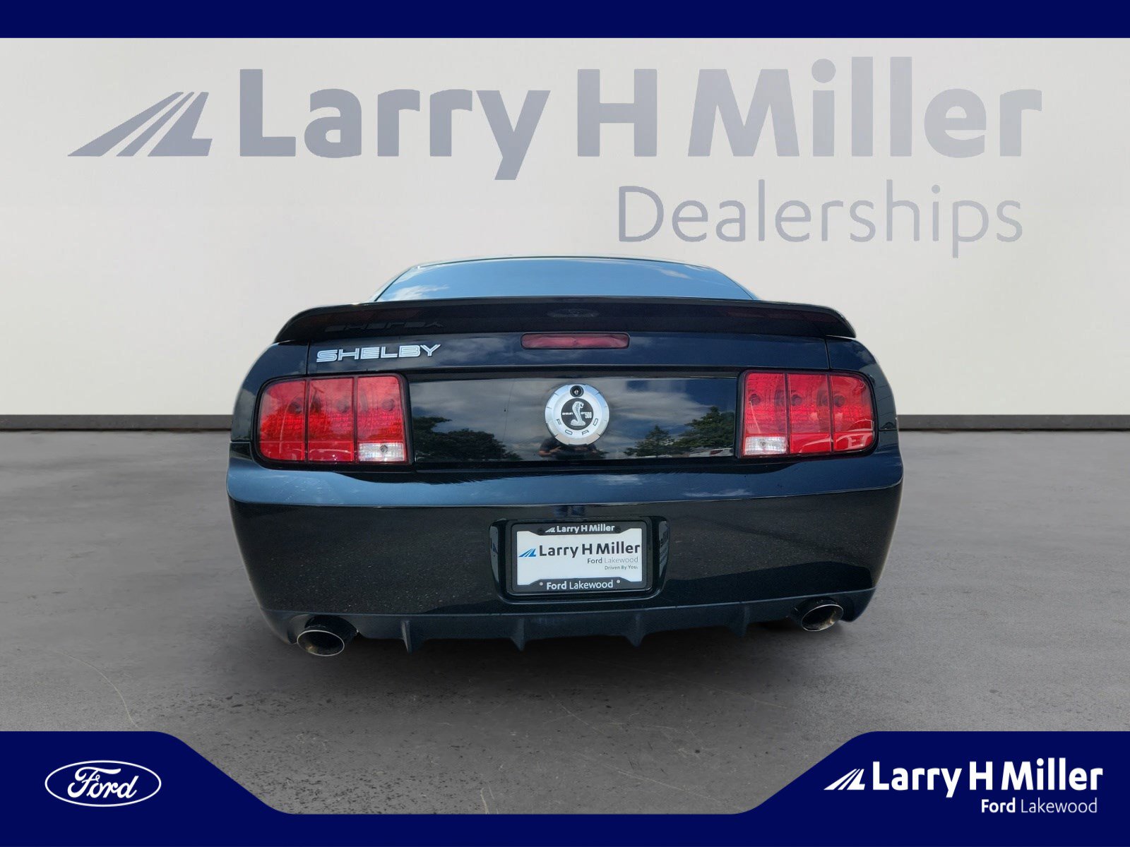 Used 2009 Ford Mustang Shelby GT500 image 4