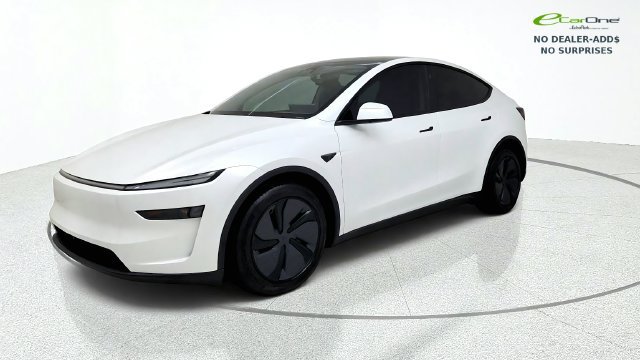 Used 2026 Tesla Model Y Long Range AWD/4WD image 3