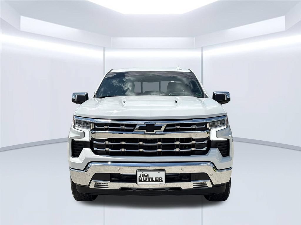 Used 2022 Chevrolet Silverado 1500 LTZ w/ Technology Package AWD/4WD image 12