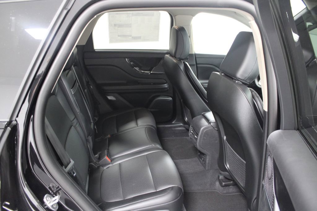 New 2026 Lincoln Corsair Premiere image 30