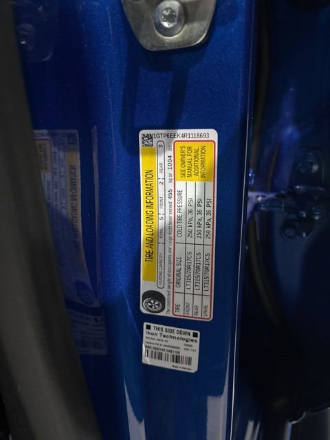 Used 2024 GMC Canyon AT4X w/ AT4X AEV Edition image 41