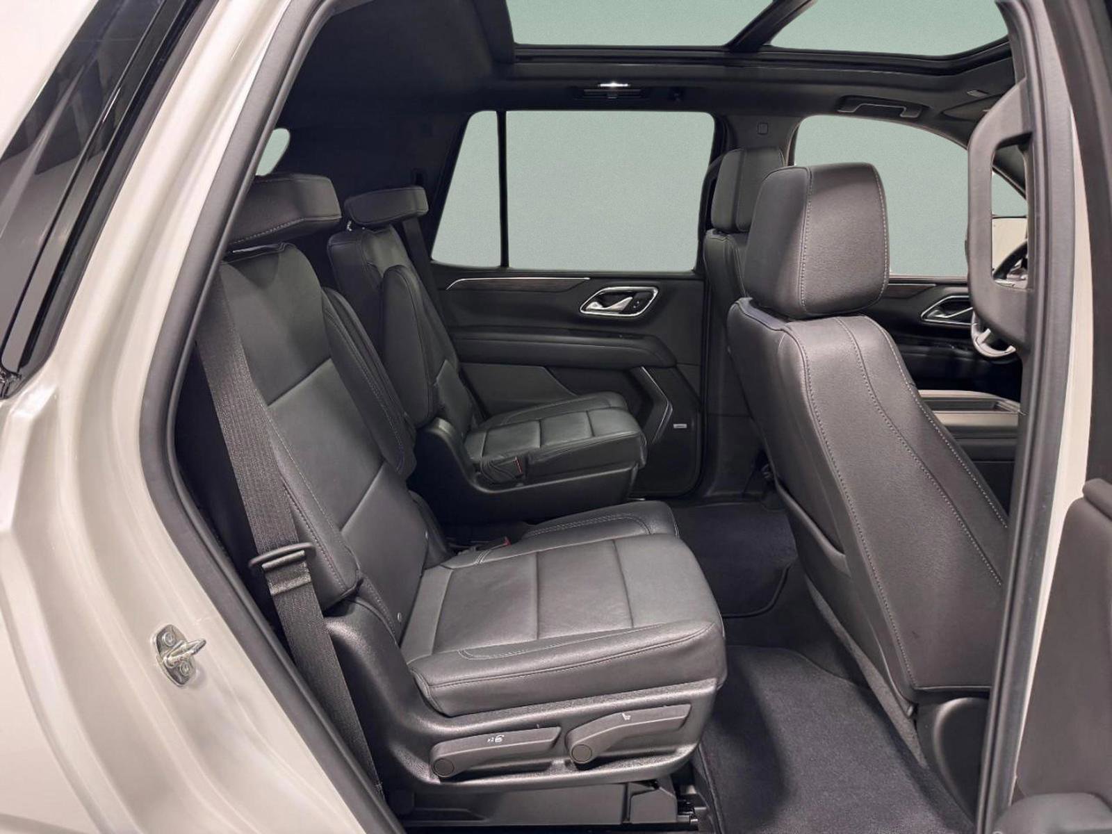 Used 2022 Chevrolet Tahoe Z71 w/ Luxury Package image 12