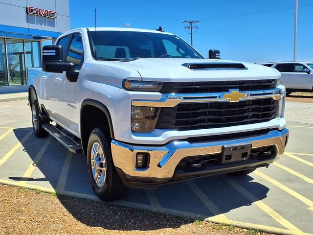 Used 2025 Chevrolet Silverado 2500 LT w/ Convenience Package AWD/4WD image 25