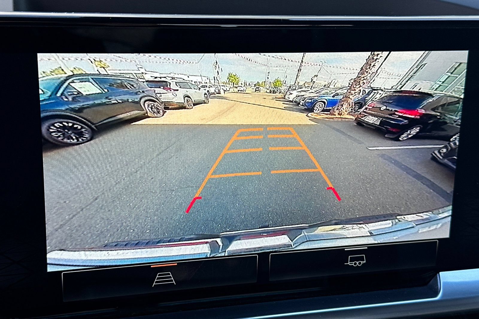 Used 2024 GMC Sierra 1500 SLT RWD image 22