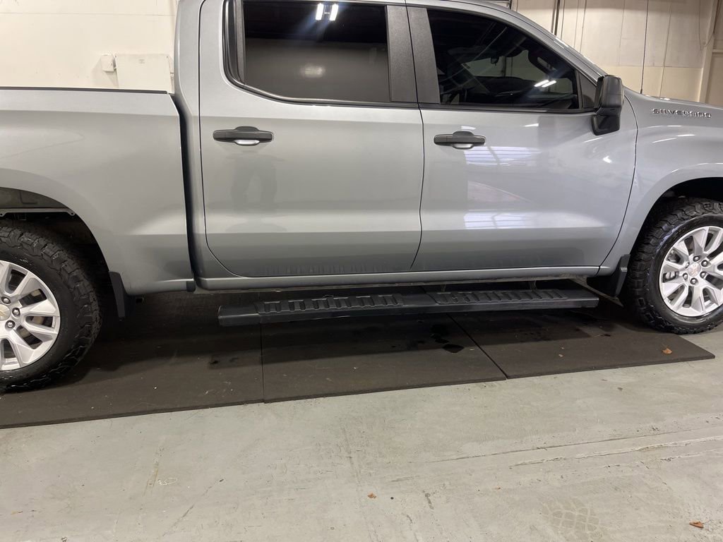 Certified 2023 Chevrolet Silverado 1500 Custom image 8