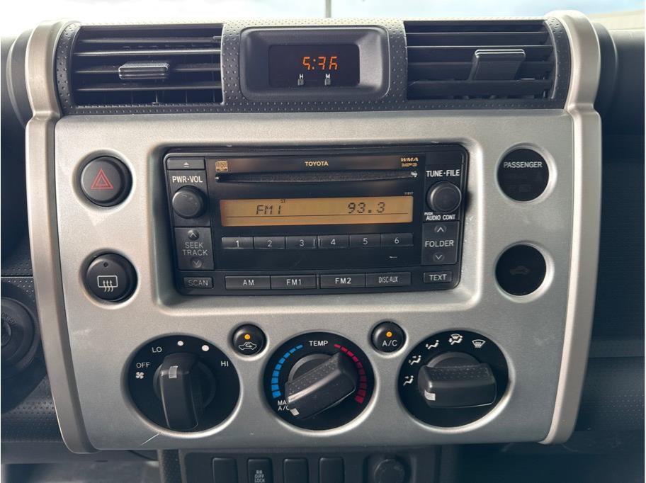 Used 2007 Toyota FJ Cruiser 4WD image 15