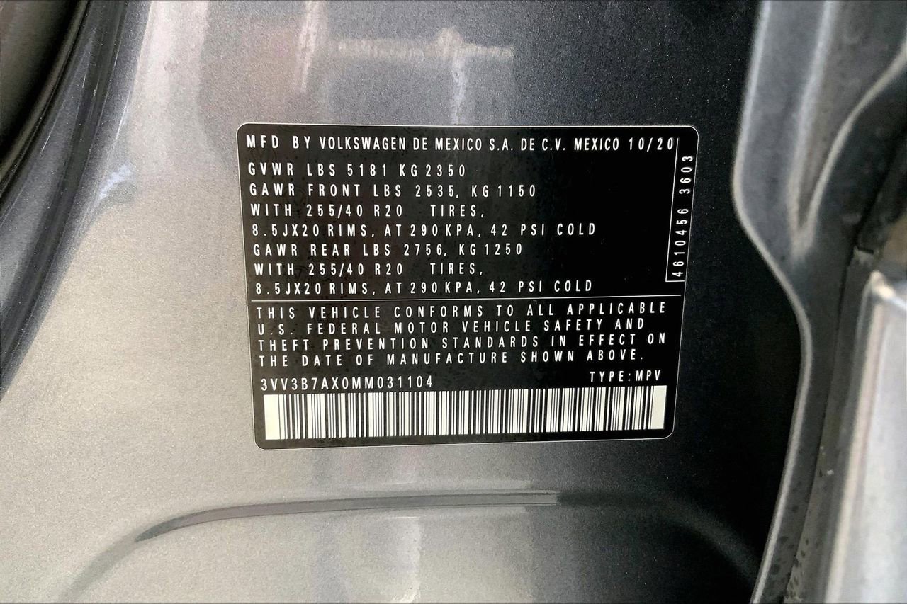 Used 2021 Volkswagen Tiguan SE R-Line FWD image 33
