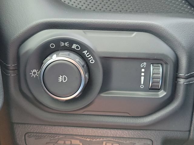 New 2026 Jeep Wrangler Unlimited Rubicon AWD/4WD image 24