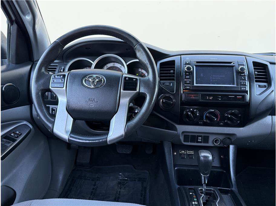 Used 2013 Toyota Tacoma 4x4 Access Cab w/ Convenience Pkg image 16