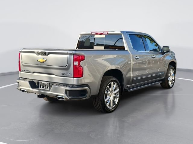 Used 2025 Chevrolet Silverado 1500 High Country w/ High Country Premium Package image 3