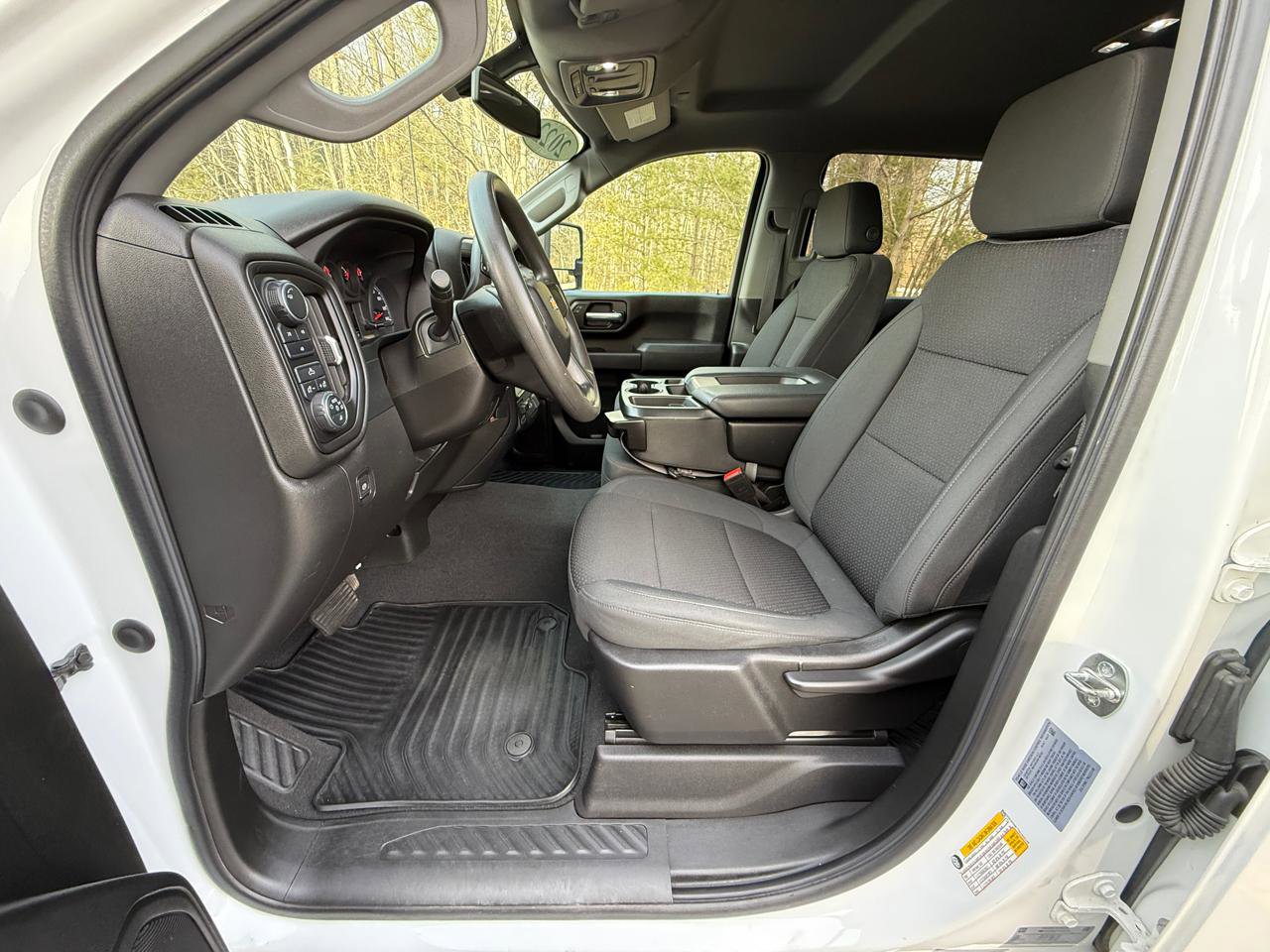 Used 2022 Chevrolet Silverado 2500 Custom w/ Custom Value Package image 15