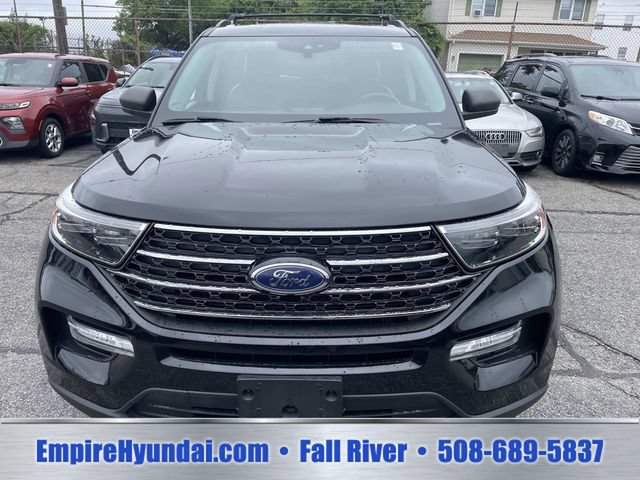 Used 2020 Ford Explorer XLT w/ Equipment Group 202A AWD/4WD image 12