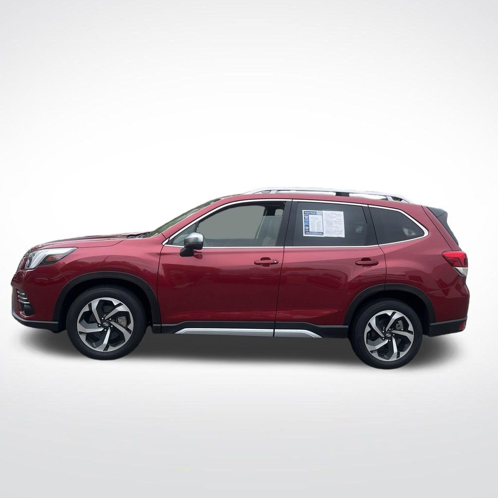 Used 2024 Subaru Forester Touring AWD/4WD image 2