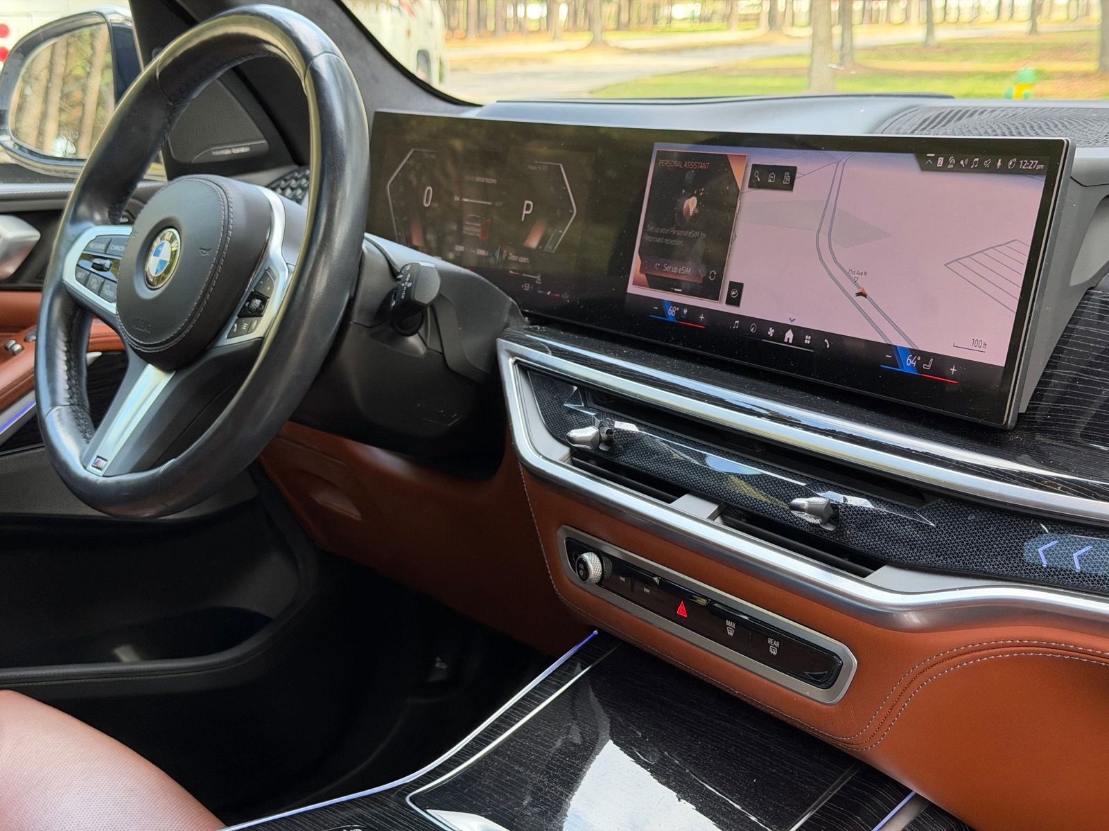 Used 2024 BMW X7 xDrive40i w/ Executive Package image 21