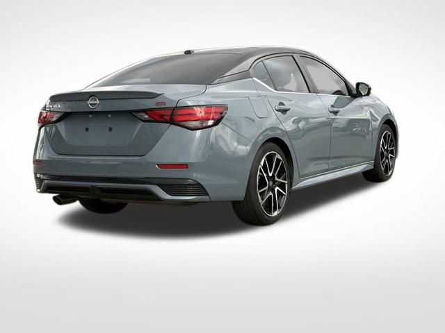 Used 2024 Nissan Sentra SR w/ SR Premium Package image 23