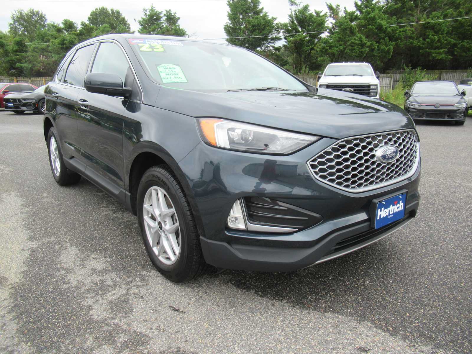 Used 2023 Ford Edge SEL w/ Convenience Package AWD/4WD image 3