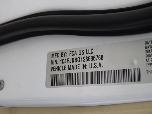 Used 2025 Jeep Grand Cherokee L Limited image 23