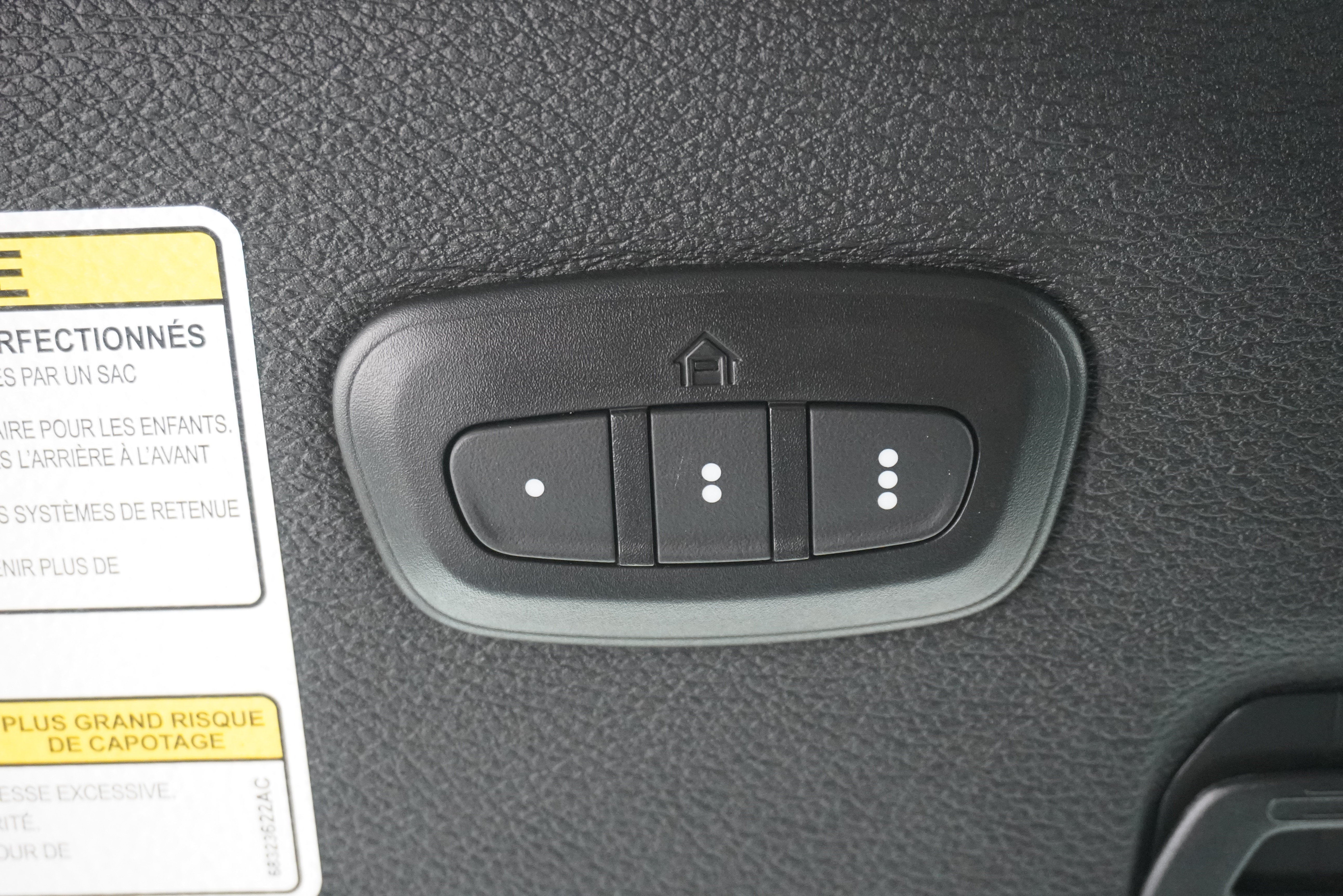 Used 2023 Jeep Wrangler Rubicon w/ Cold Weather Group AWD/4WD image 27