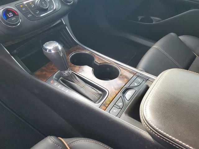 Used 2015 Chevrolet Impala LT w/ Convenience Package FWD image 19