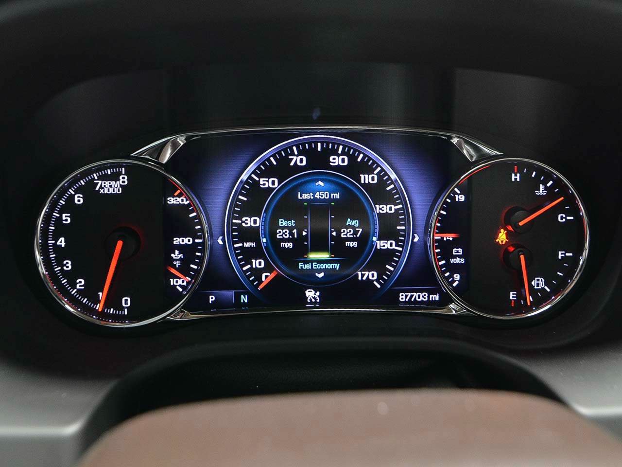 Used 2018 GMC Acadia Denali w/ Technology Package FWD image 16