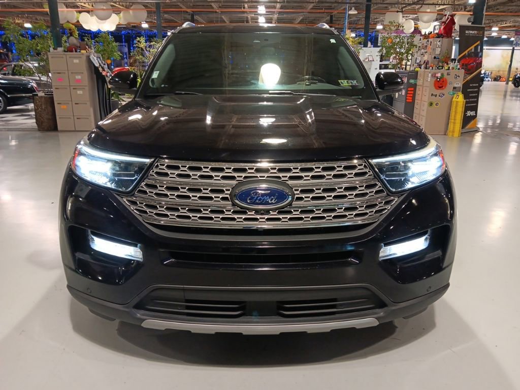 Used 2020 Ford Explorer Limited AWD/4WD image 3