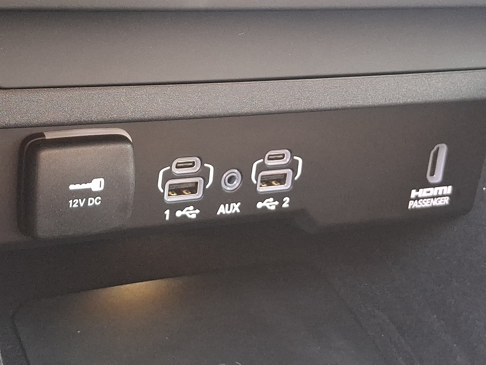 Used 2025 Jeep Grand Wagoneer 4WD image 26