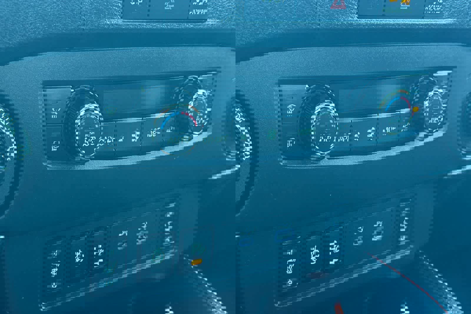 Used 2023 Nissan Frontier PRO-4X w/ Pro-4X Premium Package image 19