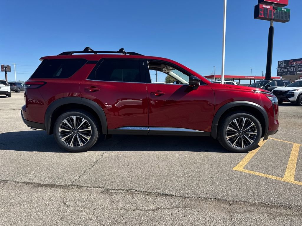 New 2026 Nissan Pathfinder Platinum image 8