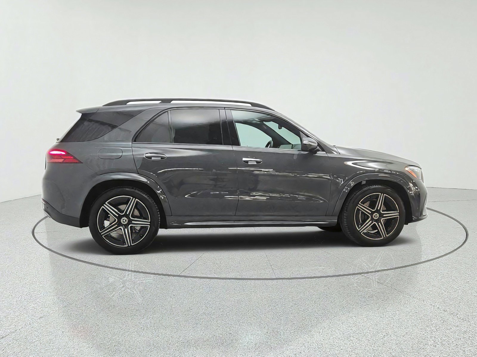 Certified 2026 Mercedes-Benz GLE 450 4MATIC image 4