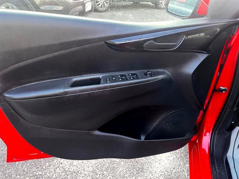 Used 2016 Chevrolet Spark LT image 32