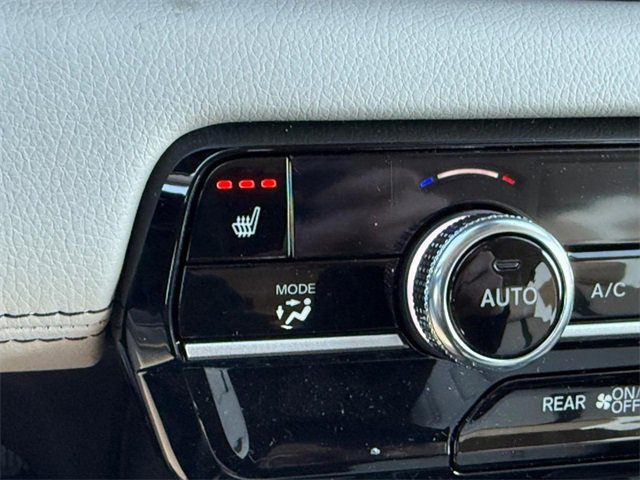 New 2026 Honda Pilot Touring image 17