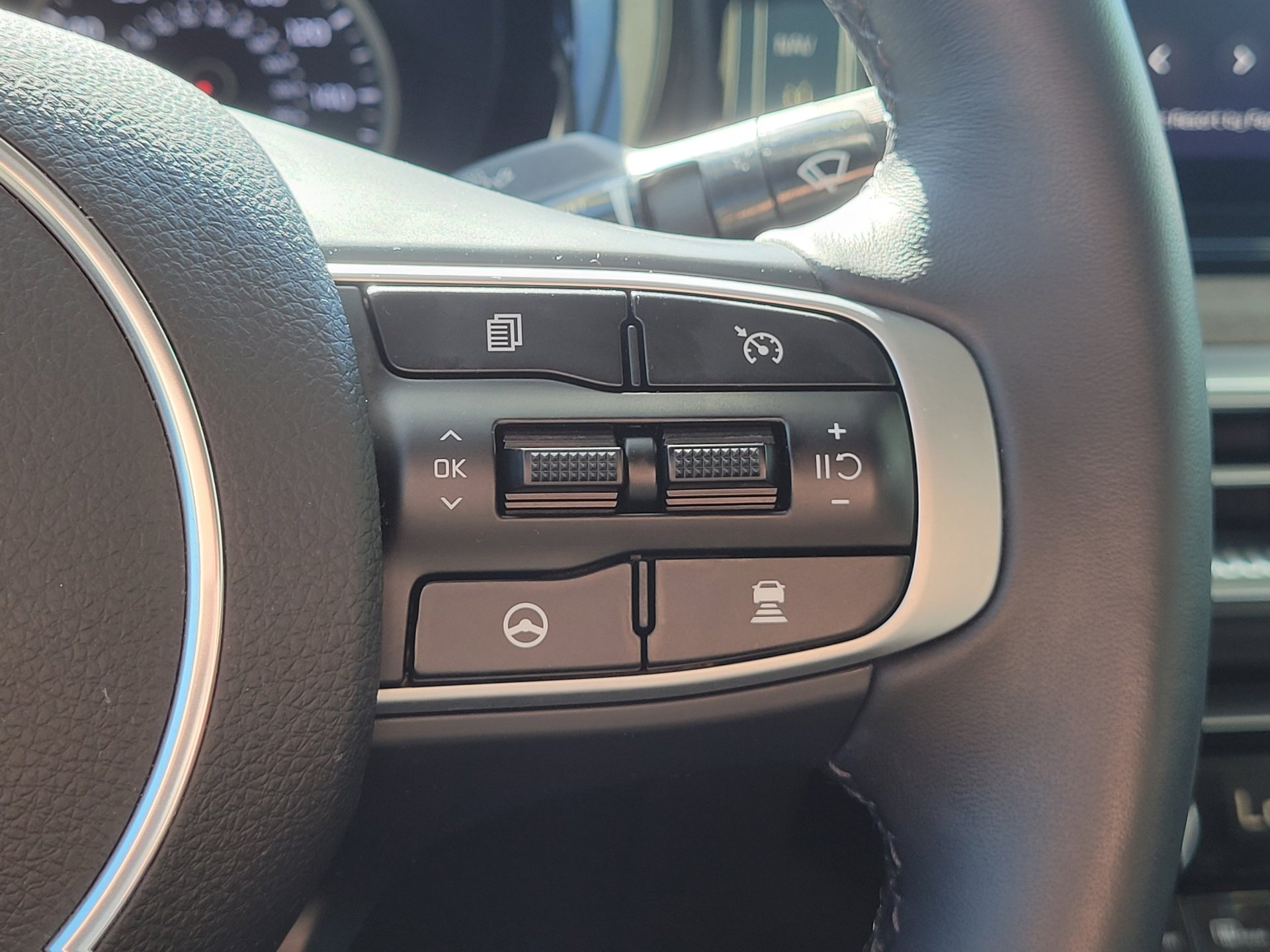 Used 2024 Kia K5 EX w/ EX Premium Package image 22