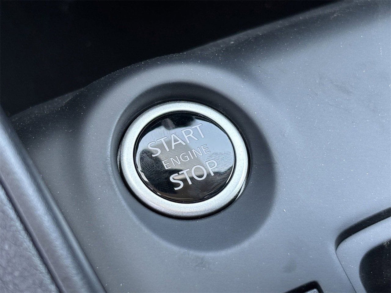 New 2025 Nissan Kicks Play S image 31