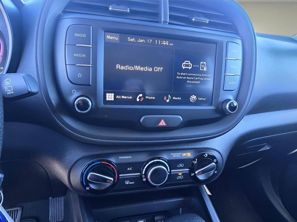 Used 2024 Kia Soul LX w/ Option Group 015 image 21