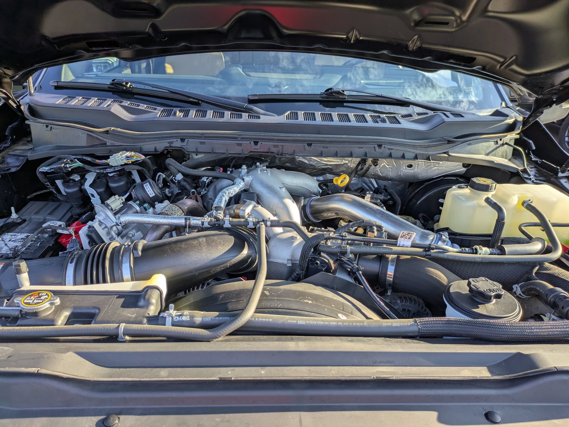 Certified 2024 Ford F250 Lariat w/ Lariat Ultimate Package AWD/4WD image 43