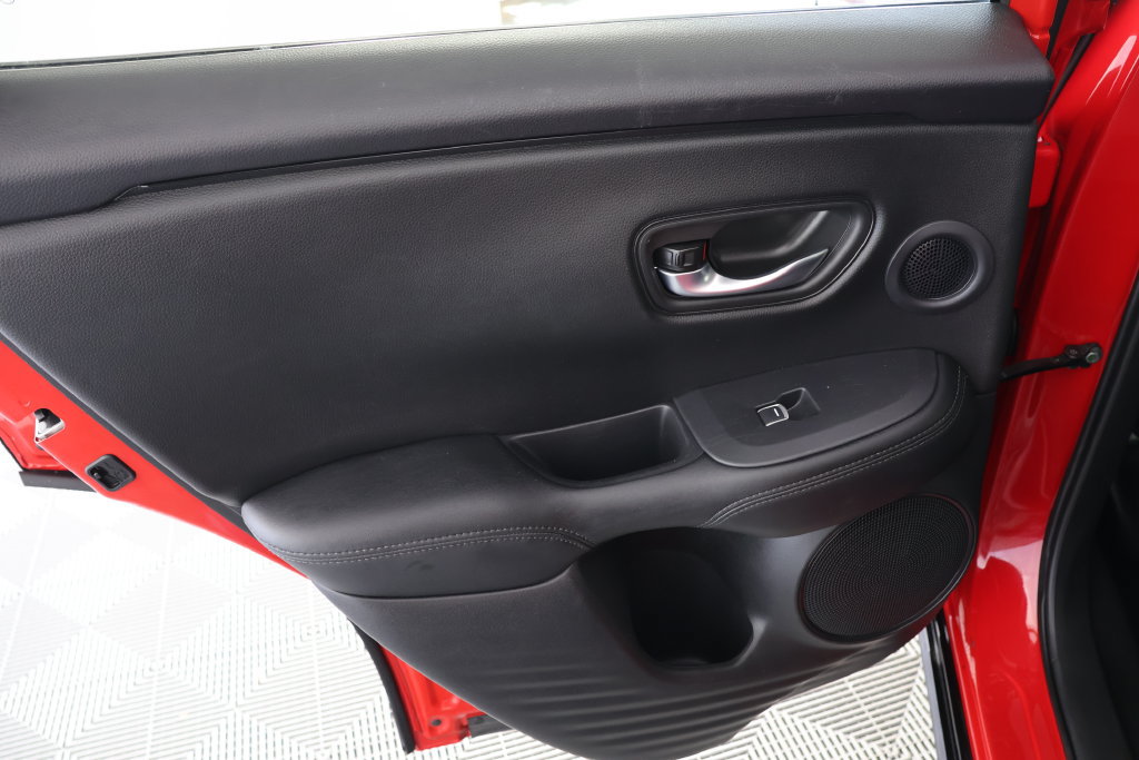 Used 2025 Honda HR-V EX-L image 26