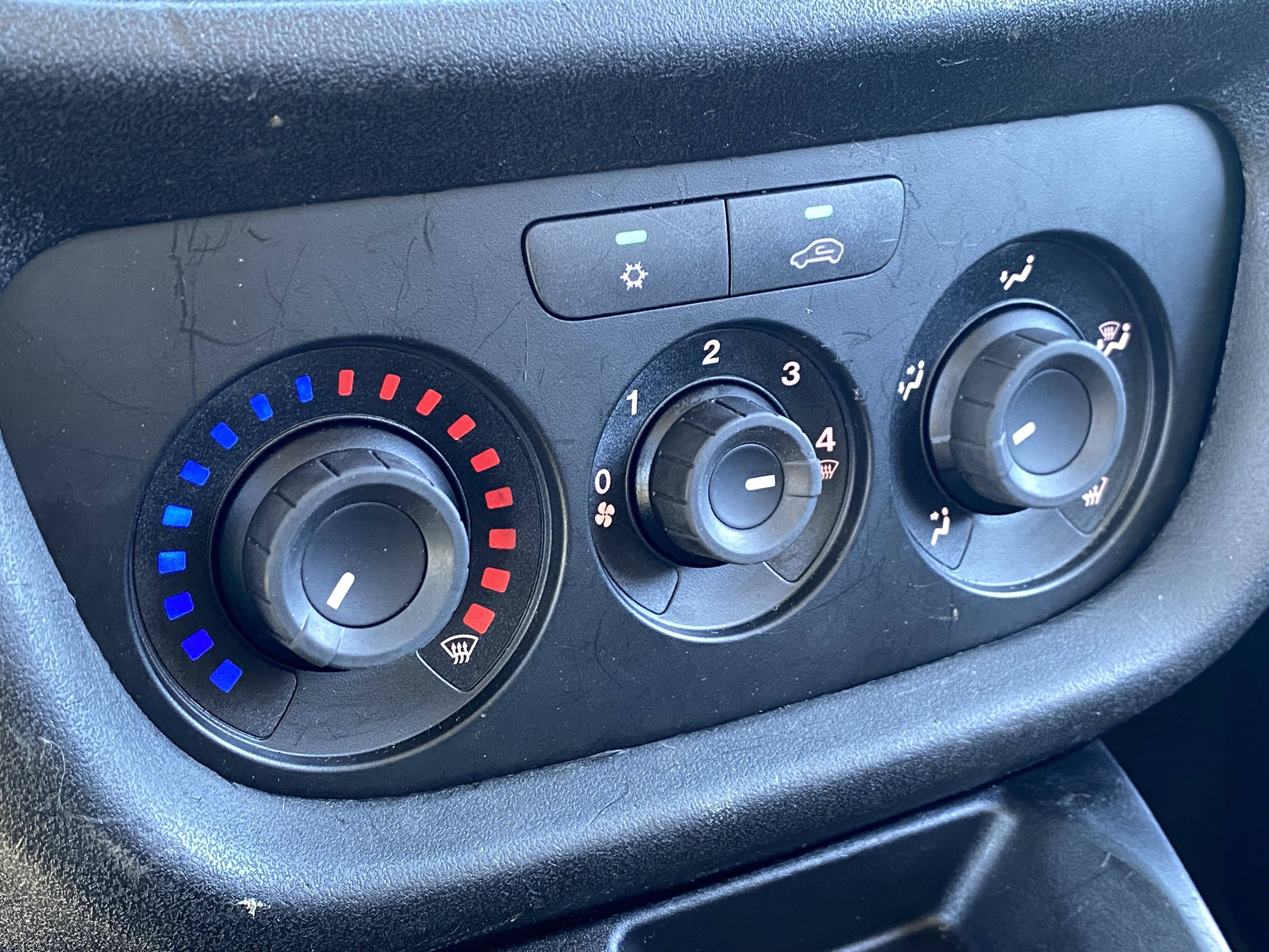 Used 2021 RAM ProMaster City Tradesman FWD image 23