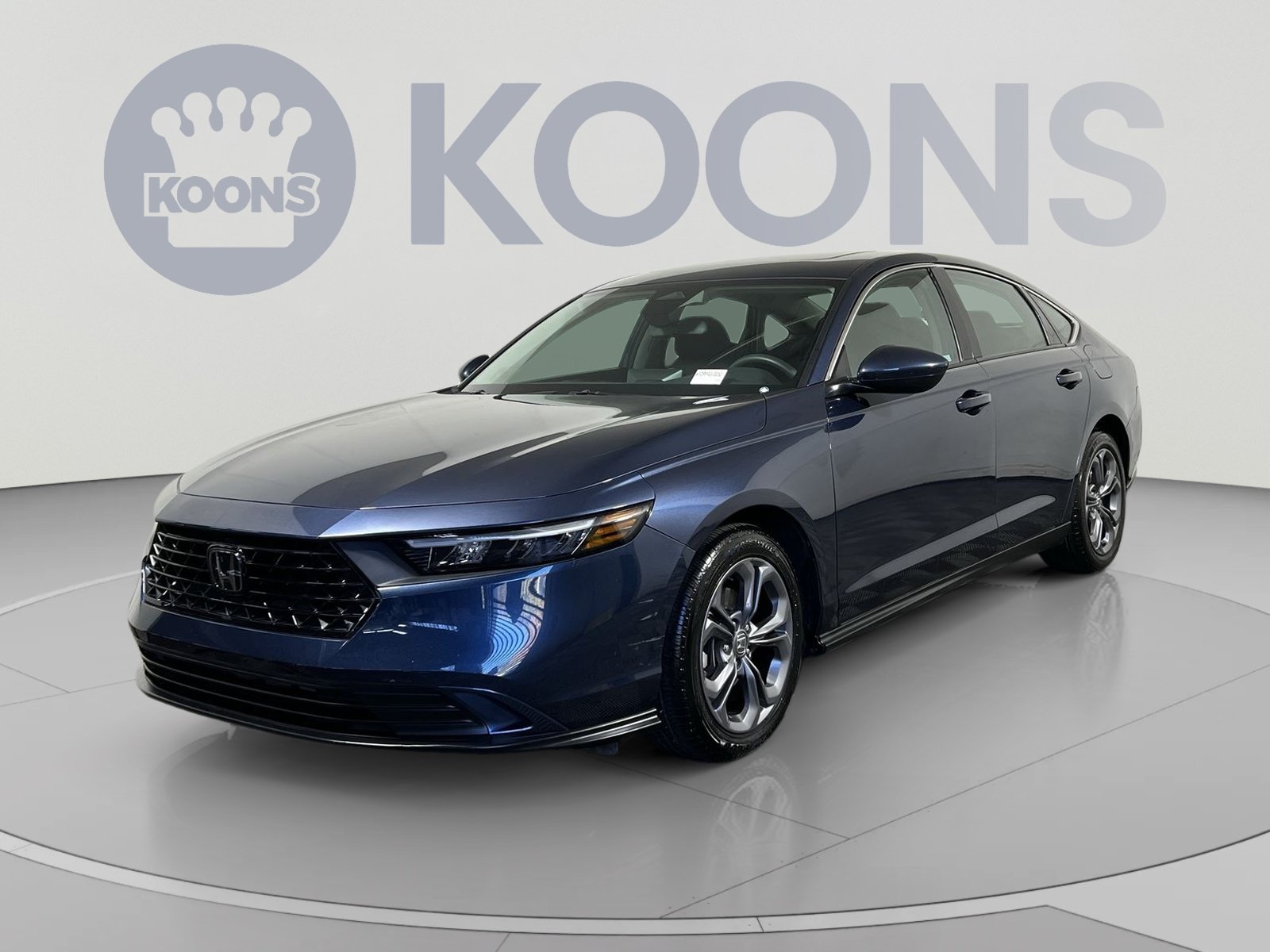 Used 2023 Honda Accord EX image 1