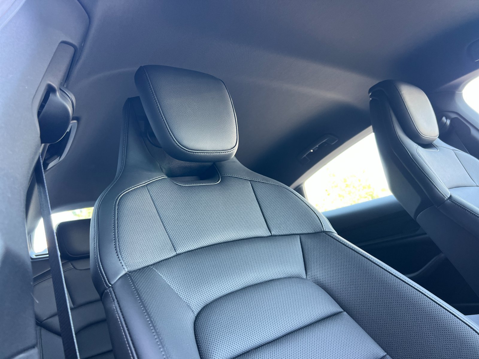 New 2026 Porsche Taycan AWD/4WD image 16