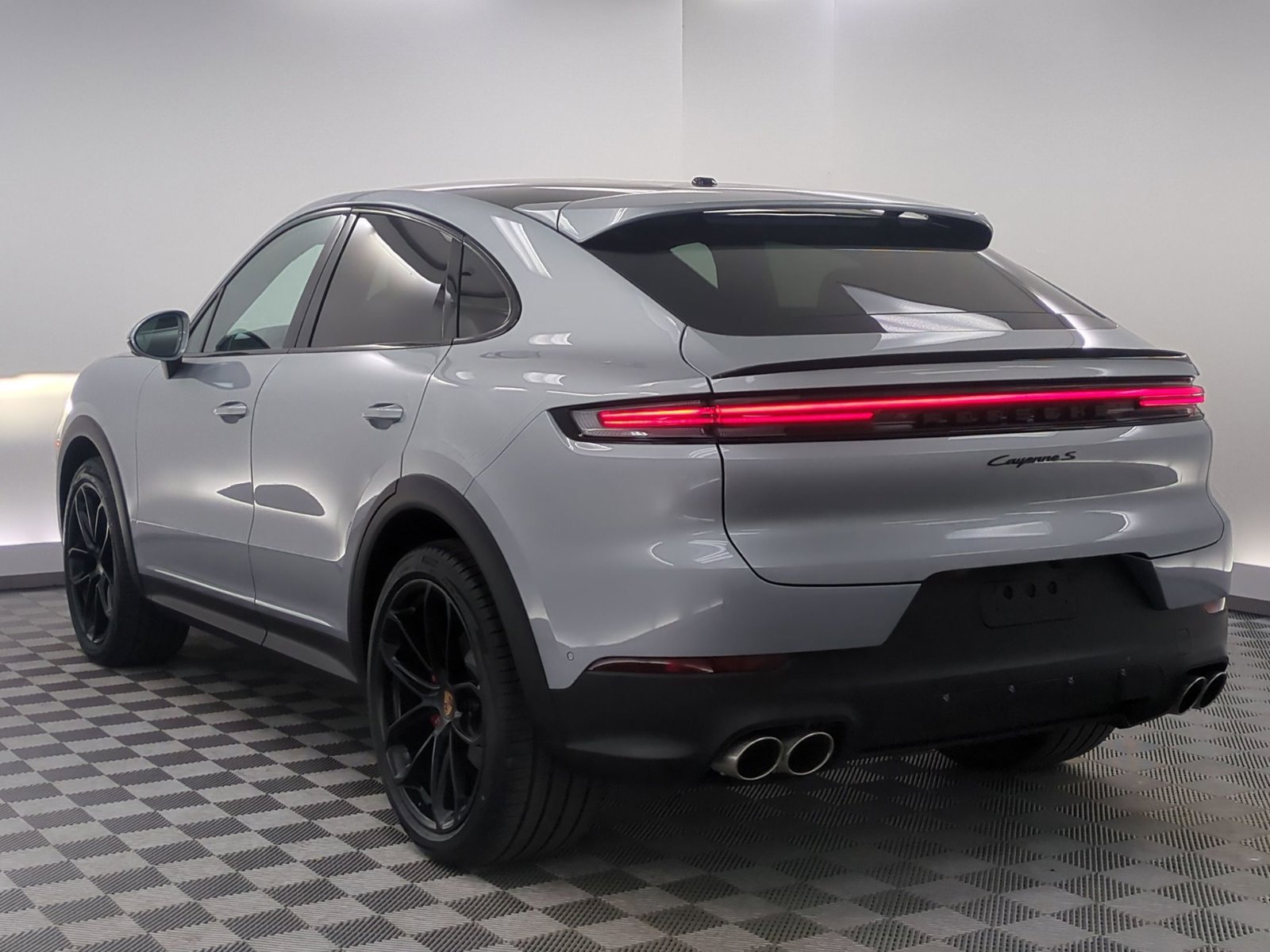 New 2026 Porsche Cayenne S AWD/4WD image 3
