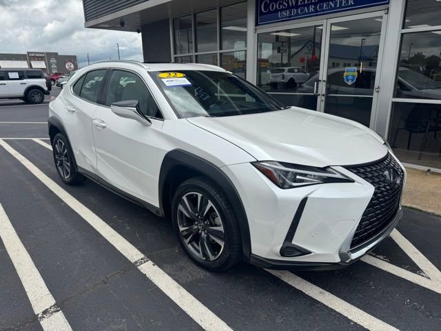 Used 2022 Lexus UX 200 w/ Accessory Package (Z2) FWD image 2