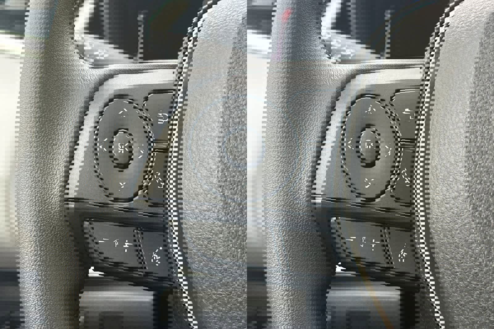 Used 2026 Toyota Corolla SE image 24