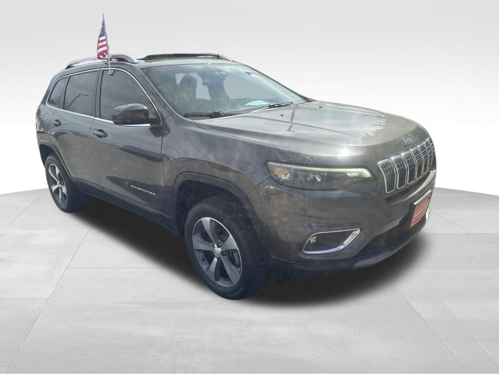 Used 2019 Jeep Cherokee Limited image 32