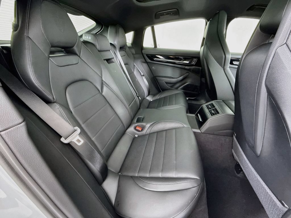 New 2026 Porsche Panamera 4 AWD/4WD image 29