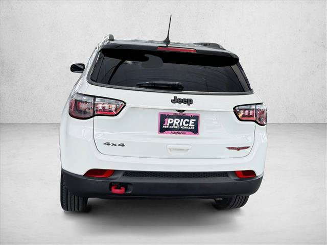 Used 2018 Jeep Compass Trailhawk w/ Leather Interior Group AWD/4WD image 5