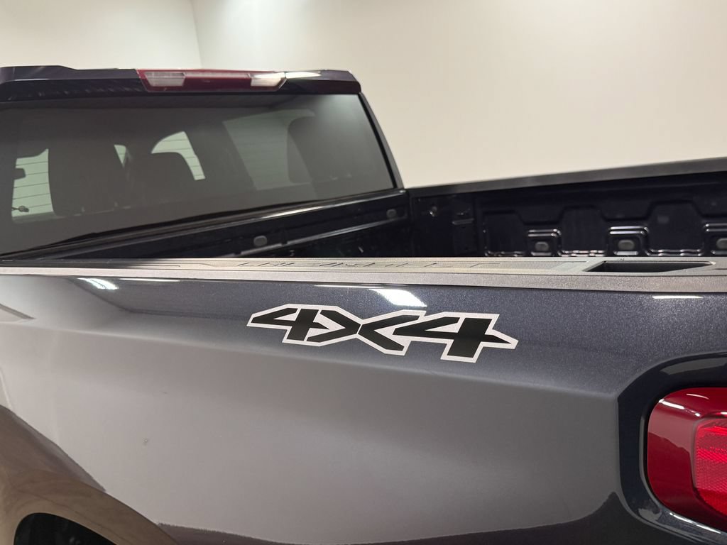 Used 2023 Chevrolet Silverado 1500 LT AWD/4WD image 54