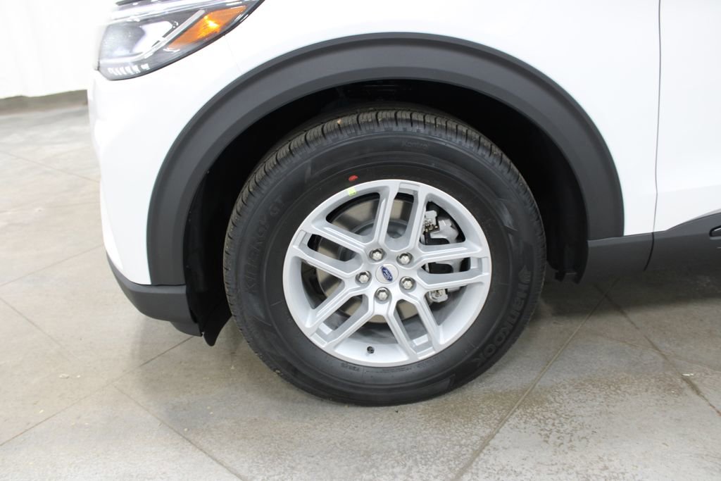 New 2026 Ford Explorer Active image 36